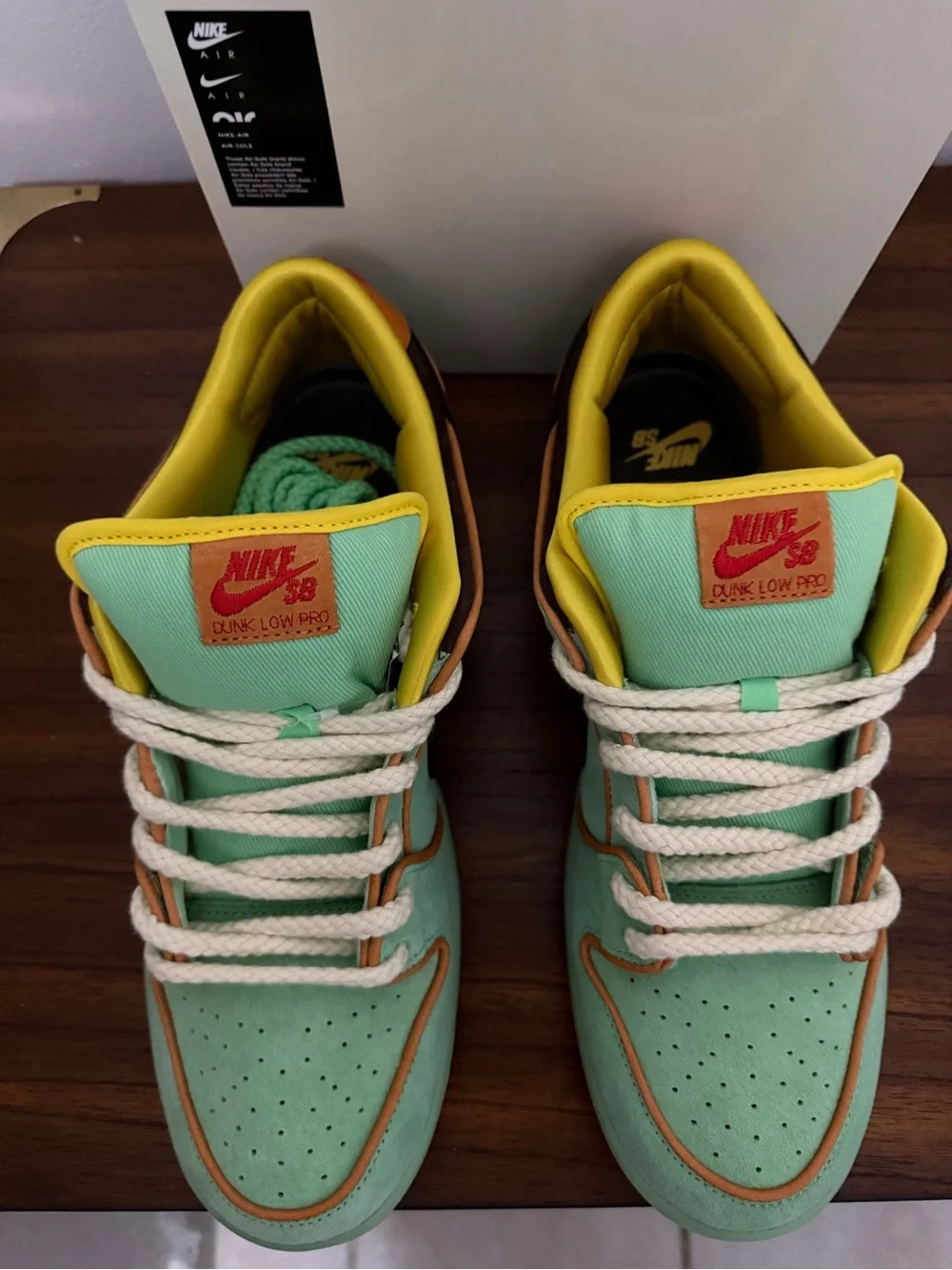Nike dunk low sb rodeo tourmaline size 13 HF3058-300